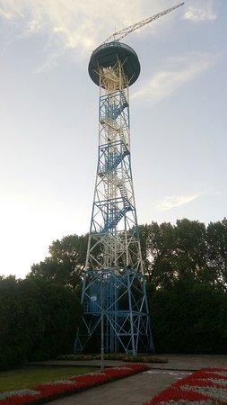 Wieża spadochronowa